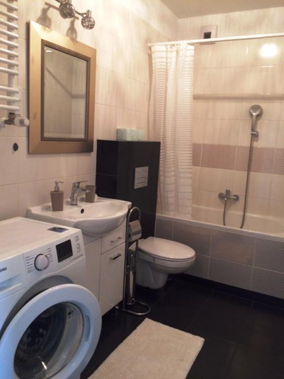 Apartament "Cleopatra 3" Z Miejscem Parkingowym, Faktury Vat Apartment Kielce Exterior foto