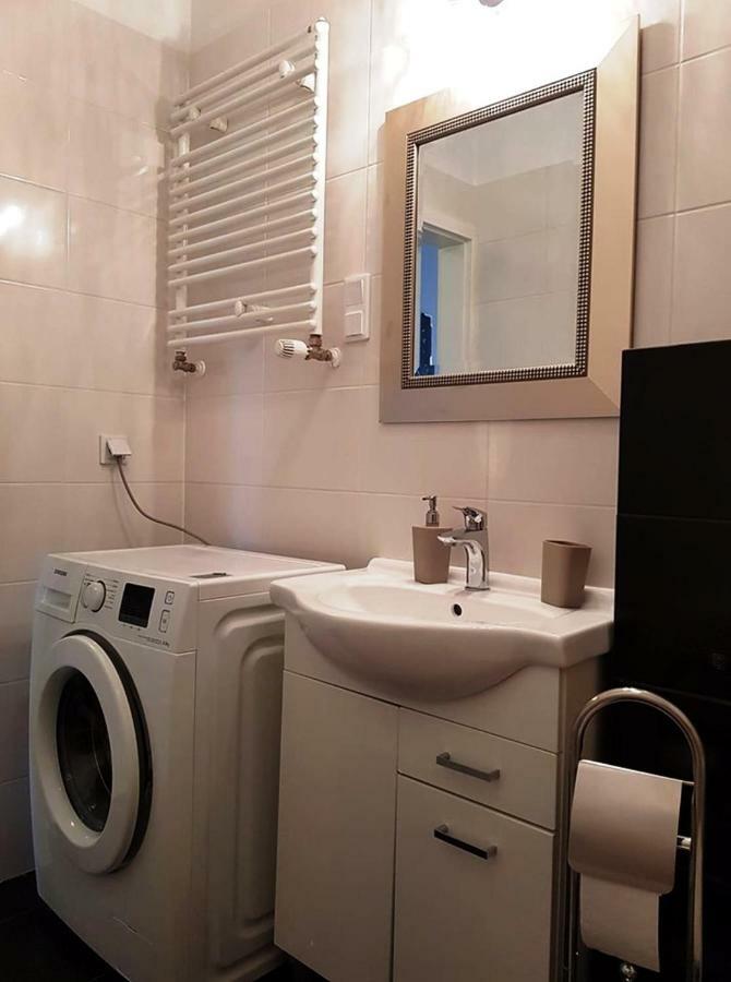 Apartament "Cleopatra 3" Z Miejscem Parkingowym, Faktury Vat Apartment Kielce Exterior foto